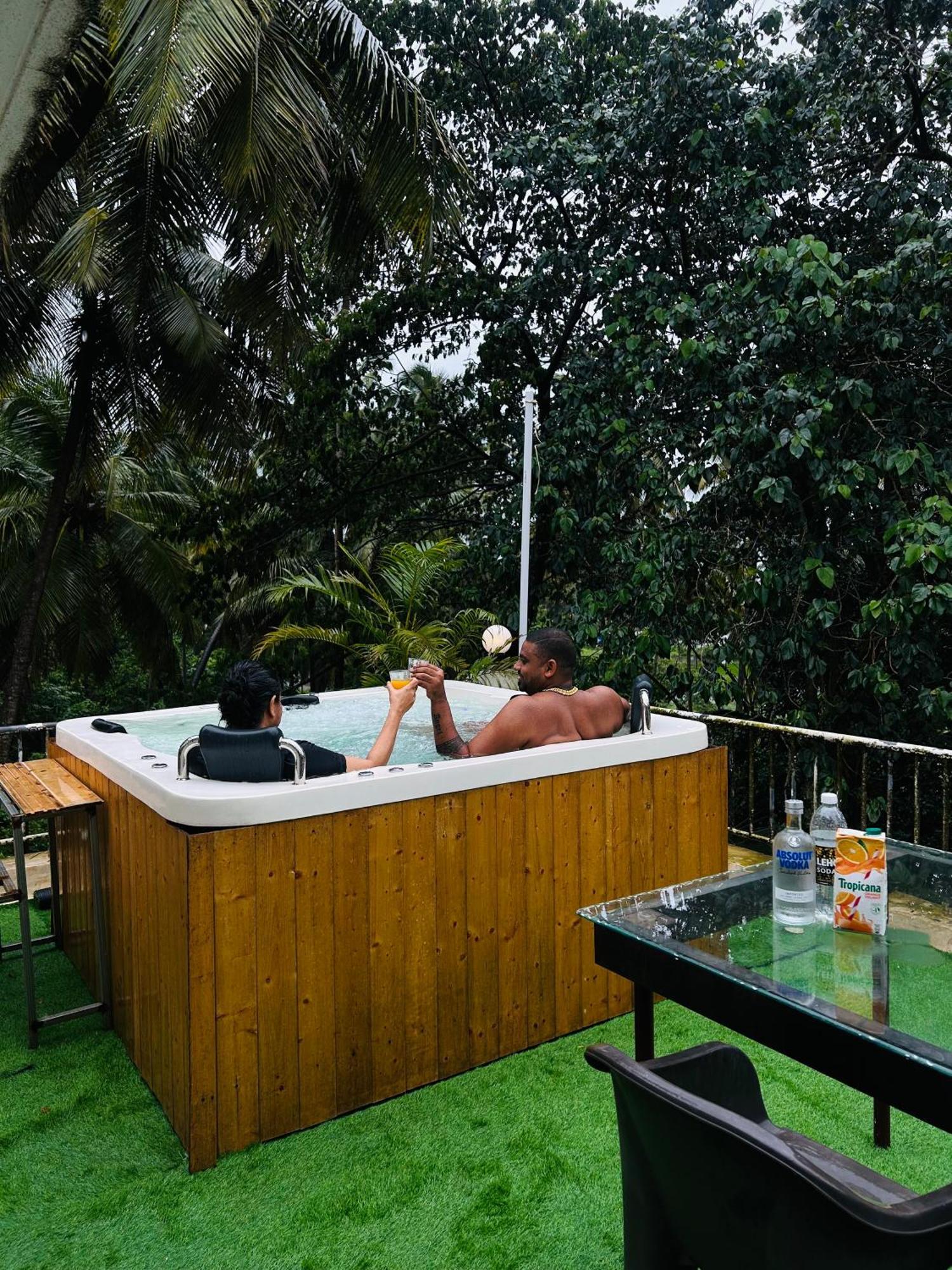 Pinnacle Holiday Homes Arpora Ngoại thất bức ảnh